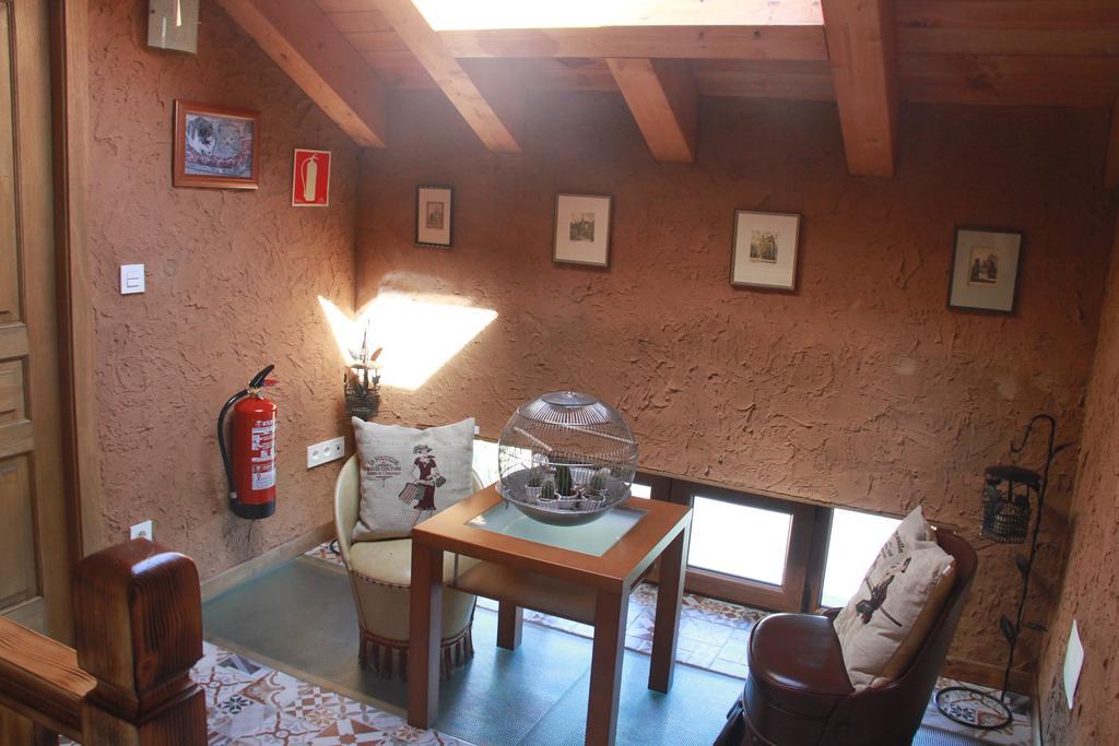 El Trasgu De Foncebadon Otel Dış mekan fotoğraf